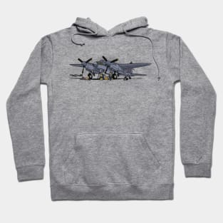 The Dogs of War: de Havilland Mosquito Hoodie